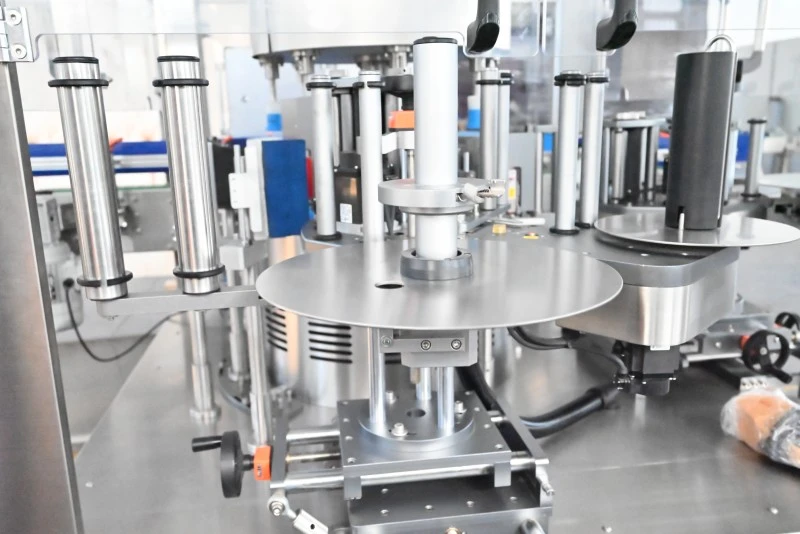 Vitamin Bottle Labeling Machine